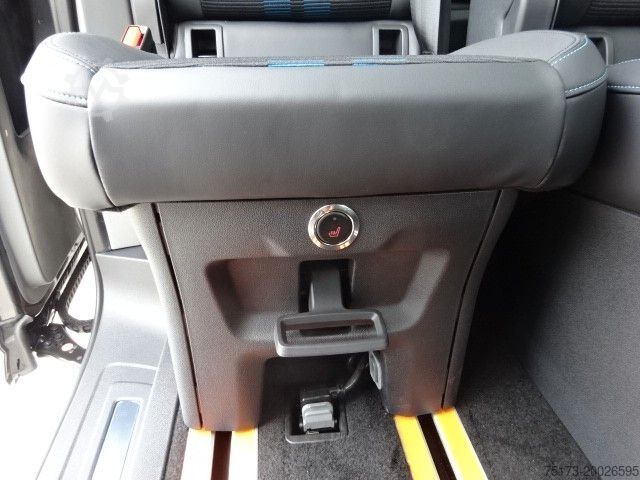 Mikroautobuss FORD Tourneo Custom 320L1 Sport 4x4 AHK Exklusiv ACC