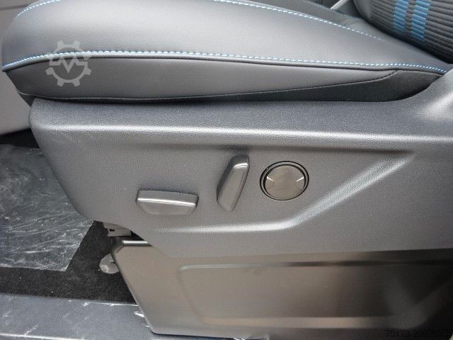 Mikroautobuss FORD Tourneo Custom 320L1 Sport 4x4 AHK Exklusiv ACC
