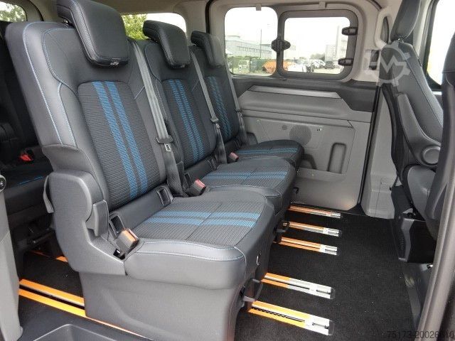 Mikroautobuss FORD Tourneo Custom 320L1 Sport 4x4 AHK Exklusiv ACC