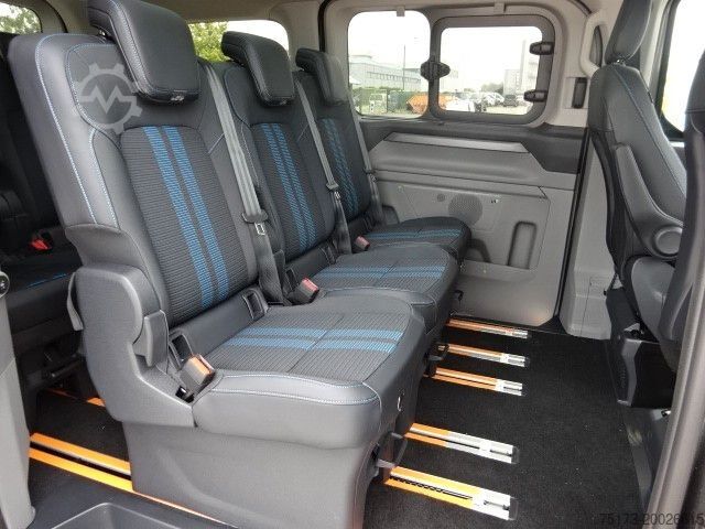Mikroautobuss FORD Tourneo Custom 320L1 Sport 4x4 AHK Exklusiv ACC