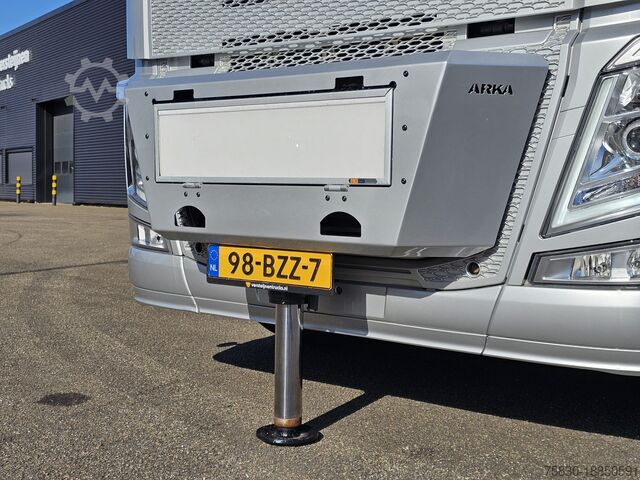 起重卡车 Volvo FH540 / EFFER 525S / JIB 4S-HD / 8x4/4