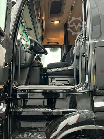 Container transportation Mercedes-Benz Actros 2548 6x2 Containerpritsche Fassi F545RA...