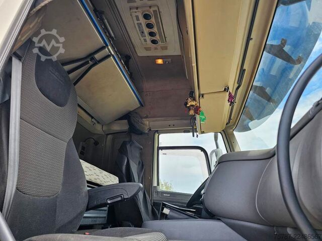 Camión plataforma con toldo DAF DAF CF 310 Space Cab, Gardine, Ladebordwand 1,5