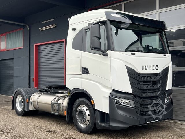Tractor estándar IVECO Stralis AS440S46T LNG ACC Intarder BSIS+Kamera