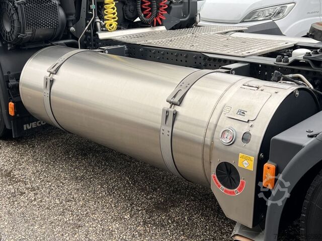 Tractor estándar IVECO Stralis AS440S46T LNG ACC Intarder BSIS+Kamera