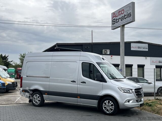 Furgoneta de caja alta MERCEDES-BENZ Sprinter 319 CDI DISTRONIC NAVI 10MBUX 360° CAM