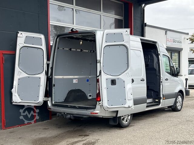 Furgoneta de caja alta MERCEDES-BENZ Sprinter 319 CDI DISTRONIC NAVI 10MBUX 360° CAM