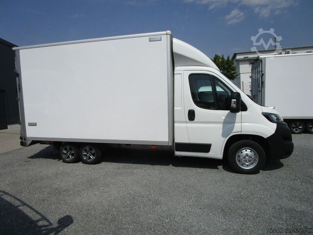 Transporter mit Koffer PEUGEOT Boxer  2.0L 130PS*3-Achser+Türen+Rampe hinten*