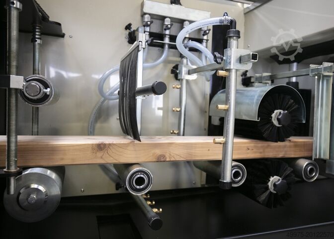 Machine for painting / impregnating boards Ceetec