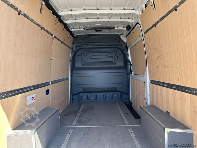 רכב מסחרי סגור MERCEDES-BENZ Sprinter 317 CDI KA/L2H2/3665/MBUX/NAVI/AUTOMATI
