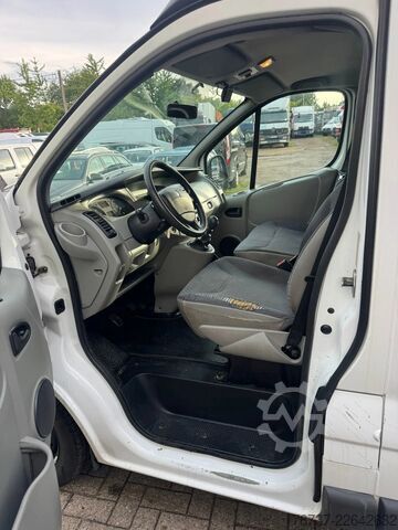 Reševalno vozilo Renault Trafic **BELGIAN ORIGINE-AIRCO**