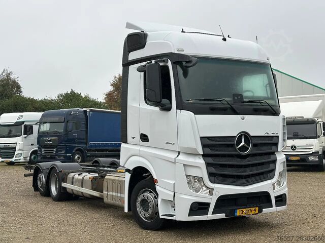 Šasija s kabino Mercedes-Benz Actros