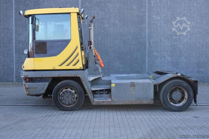 Термінальний тягач Terberg RT223