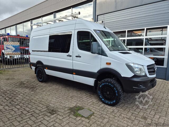 Fourgon double cabine Mercedes-Benz Sprinter 314 CDI 4X4 Offroad/ Doka/ L2H2/ Airco...