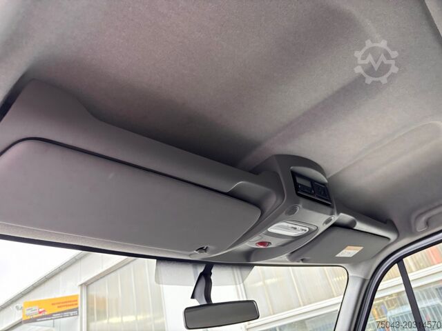 Transporter cu platformă și prelată Renault Master 3,5T Plane*Allrad*Klima*1.Hand*