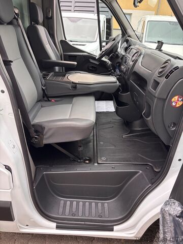 Transporter cu platformă și prelată Renault Master 3,5T Plane*Allrad*Klima*1.Hand*