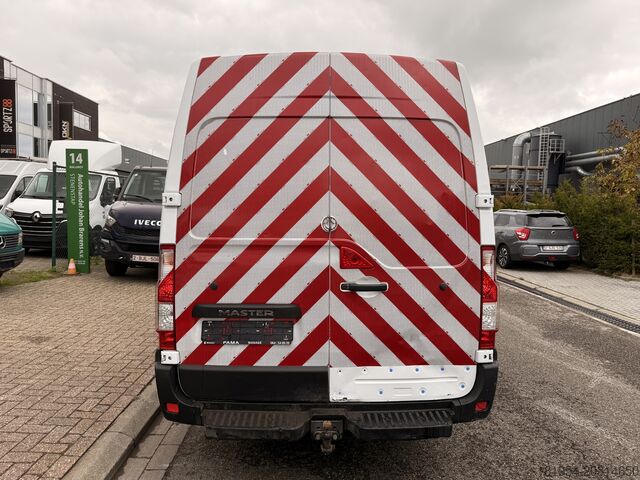 Camião de caixa longa Renault master 2.3dci 145pk L3H2 RWD