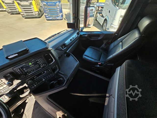 Standard SZM SCANIA R 460 * BRANDSCHADEN * ACC * RETARDER * LEDER *