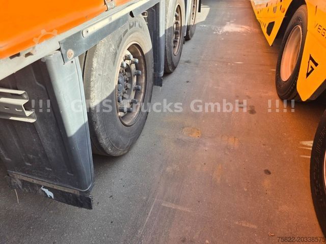 Öppen semitrailer med kapell SCHMITZ CARGOBULL SCB S3T / Varios / German / neutrale Plane
