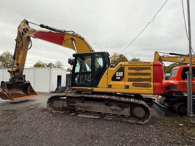 Kettenbagger CATERPILLAR 330