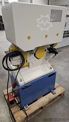 Cizalla para perfiles de acero Mubea BFL 350 Mubea BFL 350