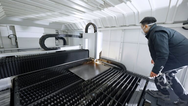 Laserschneidmaschine Bodor Bodor P4