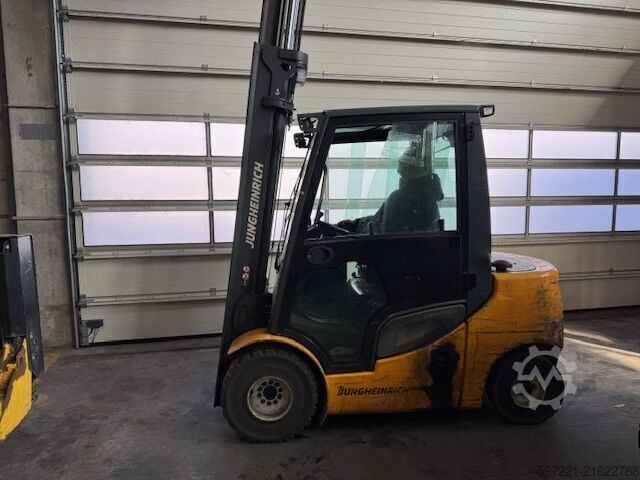 Diesel Forklifts Jungheinrich DFG430s 400ZT
