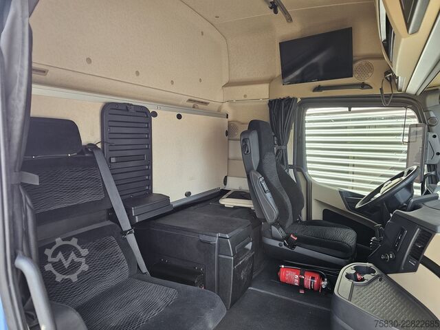Standard-SZM Mercedes-Benz 3353 8x4 / FASSI 71  T/M + JIB / CRANE / KRAN