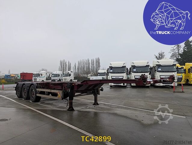 Containertransport Renders 