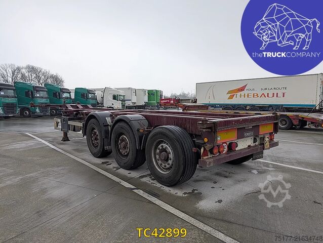 Containertransport Renders 