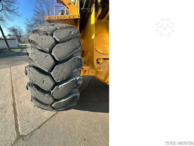 Riteņu iekrāvējs Volvo L 150 H Waage Heckgewicht Ersatzrad