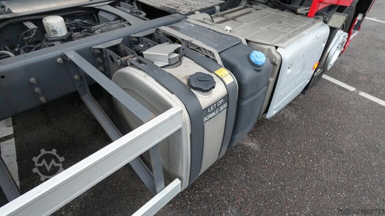 Estándar-SZM Volvo FH 420 LNG Globetrotter tractor unit