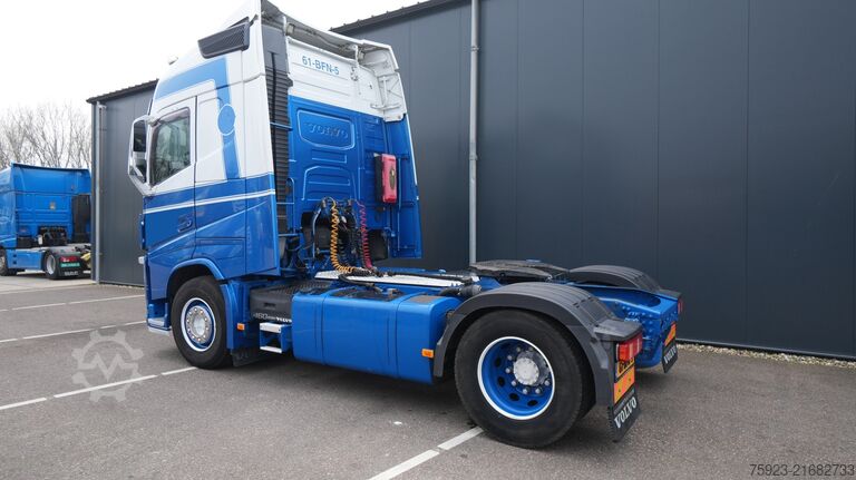 Estándar-SZM Volvo FH 460 Globetrotter Tractor unit