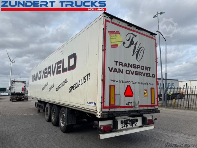 Suitcase Schmitz Cargobull 3 AS BOX TRAILER