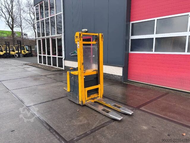  Jungheinrich WP 12S