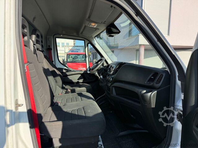 Laatikkoauto IVECO Daily 35C16 3,0L Koffer LBW 750kg Euro6E