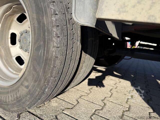 Laatikkoauto IVECO Daily 35C16 3,0L Koffer LBW 750kg Euro6E