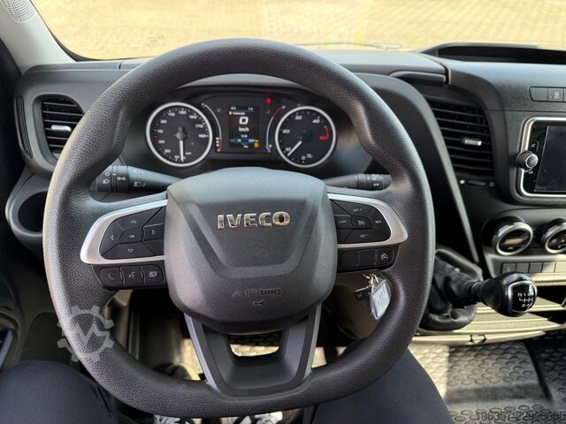 Laatikkoauto IVECO Daily 35C16 3,0L Koffer LBW 750kg Euro6E Seitent