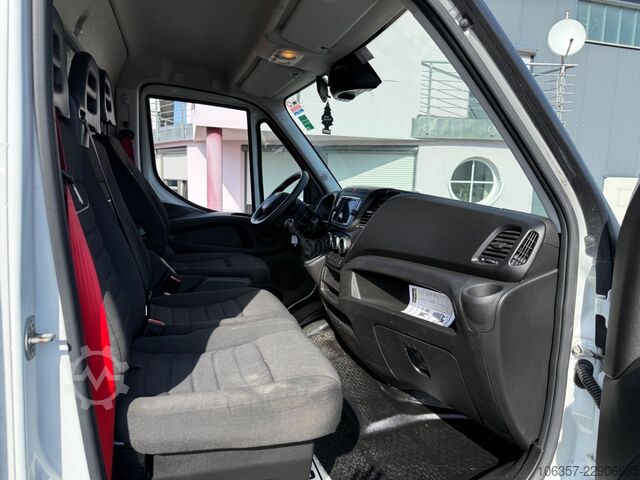 Laatikkoauto IVECO Daily 35C16 3,0L Koffer LBW 750kg Euro6E Seitent