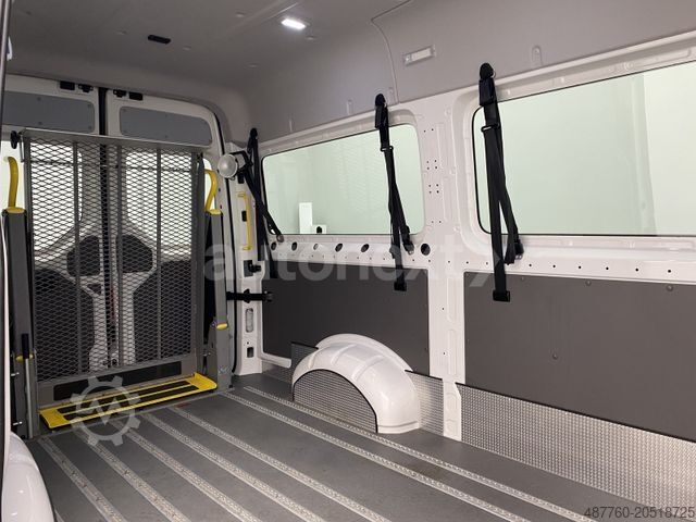 Minibus VOLKSWAGEN Crafter 35 *ROLLSTUHL-LIFT* KAMERA+5-SITZE