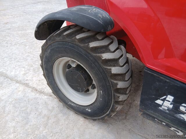 Teleskopik yükleyici Manitou MT625 H