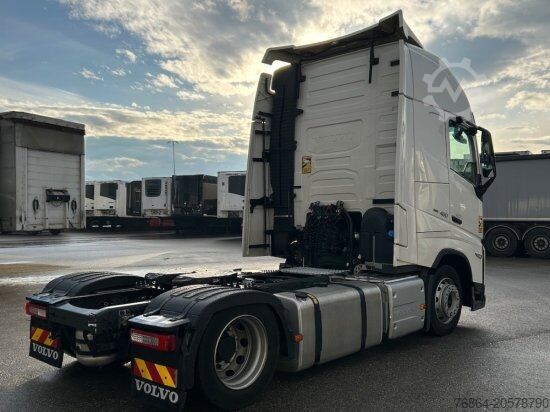 Nagy térfogatú nyergesvontató VOLVO FH 460 E6, LOW DECK, VOLL-LUFT, I SAVE, I-SHIFT, STANDKLIMA