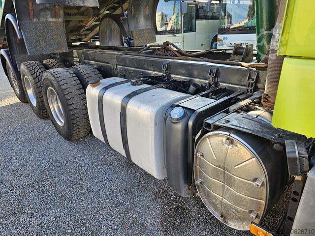 Tipper truck Volvo FH520-37 8X4 JMNL Ad-Blue Lift-Lenk 14m³