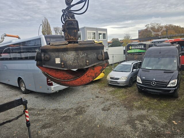 Three-way tipper truck Volvo FM9 340HP Kran FASSI F95A.24 Blatt/Blatt