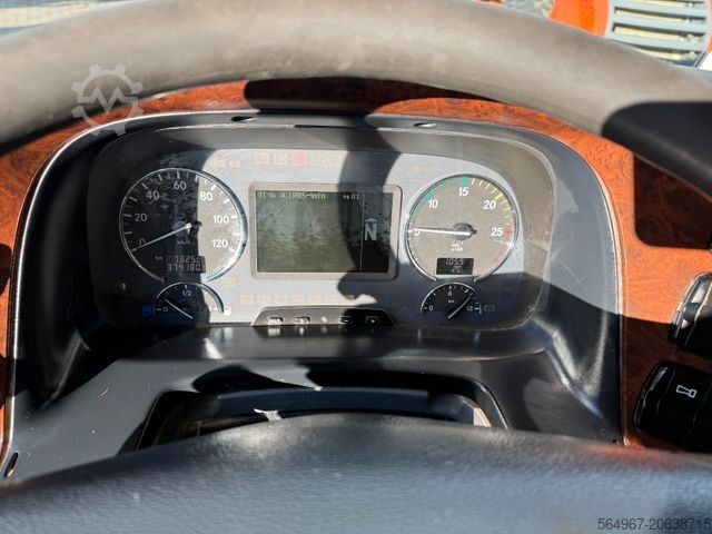 Trostrani kiperski kamion MERCEDES-BENZ 2646 Actros MP3 3-S. Kipper Bordmatic Retarder