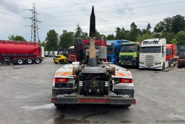 Roll-off tipper truck VOLVO FMX-460 8x4 Hiab 26T