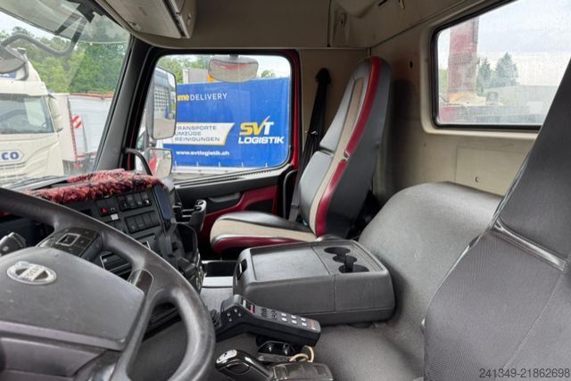 Roll-off tipper truck VOLVO FMX-460 8x4 Hiab 26T
