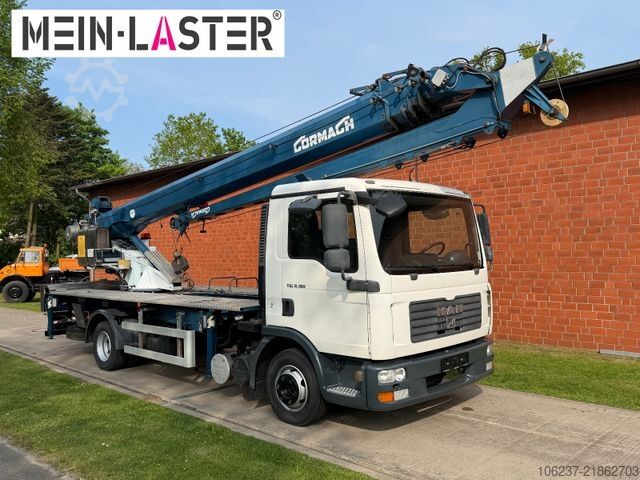 Truck-mounted crane van MAN 8.180  Cormach 23000 36-3  32 Meter Montagekran