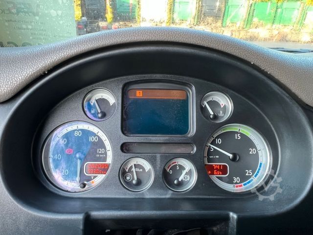 Autocamion cu cârlig pentru containere DAF CF 250 VDL-Abrollkipper mit Planenaufbau u. LBW