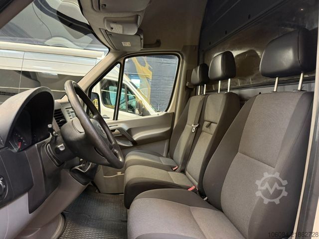 فان بسقف مرتفع VOLKSWAGEN Crafter Kasten L2H2 Klima Tempomat AHK 2.Hand